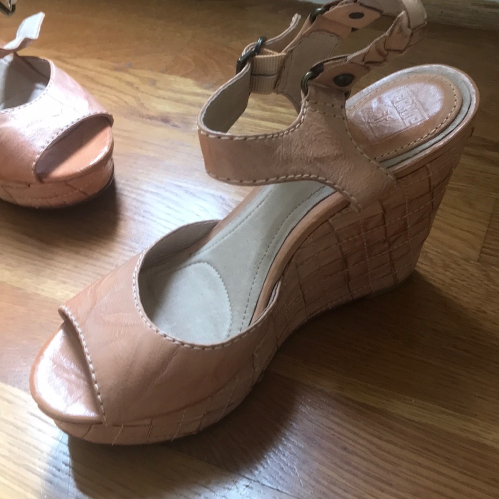 Frye Corrina Woven wedge